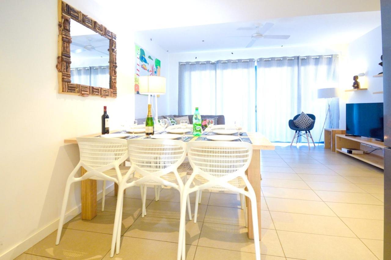 Apartment With 3 Bedrooms In Roches Noires, With Wonderful Sea View, Shared Pool, Terrace Rivière du Rempart 外观 照片
