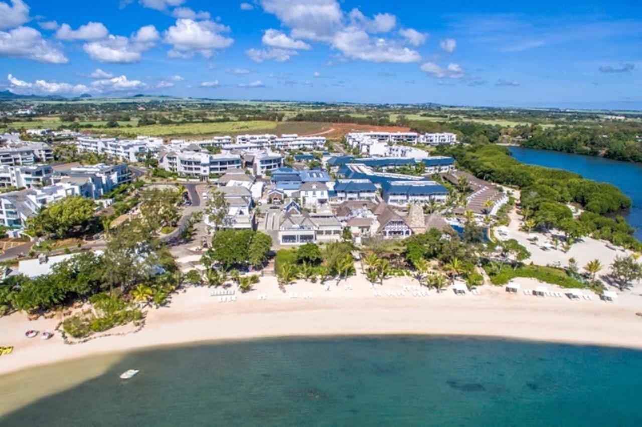 Apartment With 3 Bedrooms In Roches Noires, With Wonderful Sea View, Shared Pool, Terrace Rivière du Rempart 外观 照片